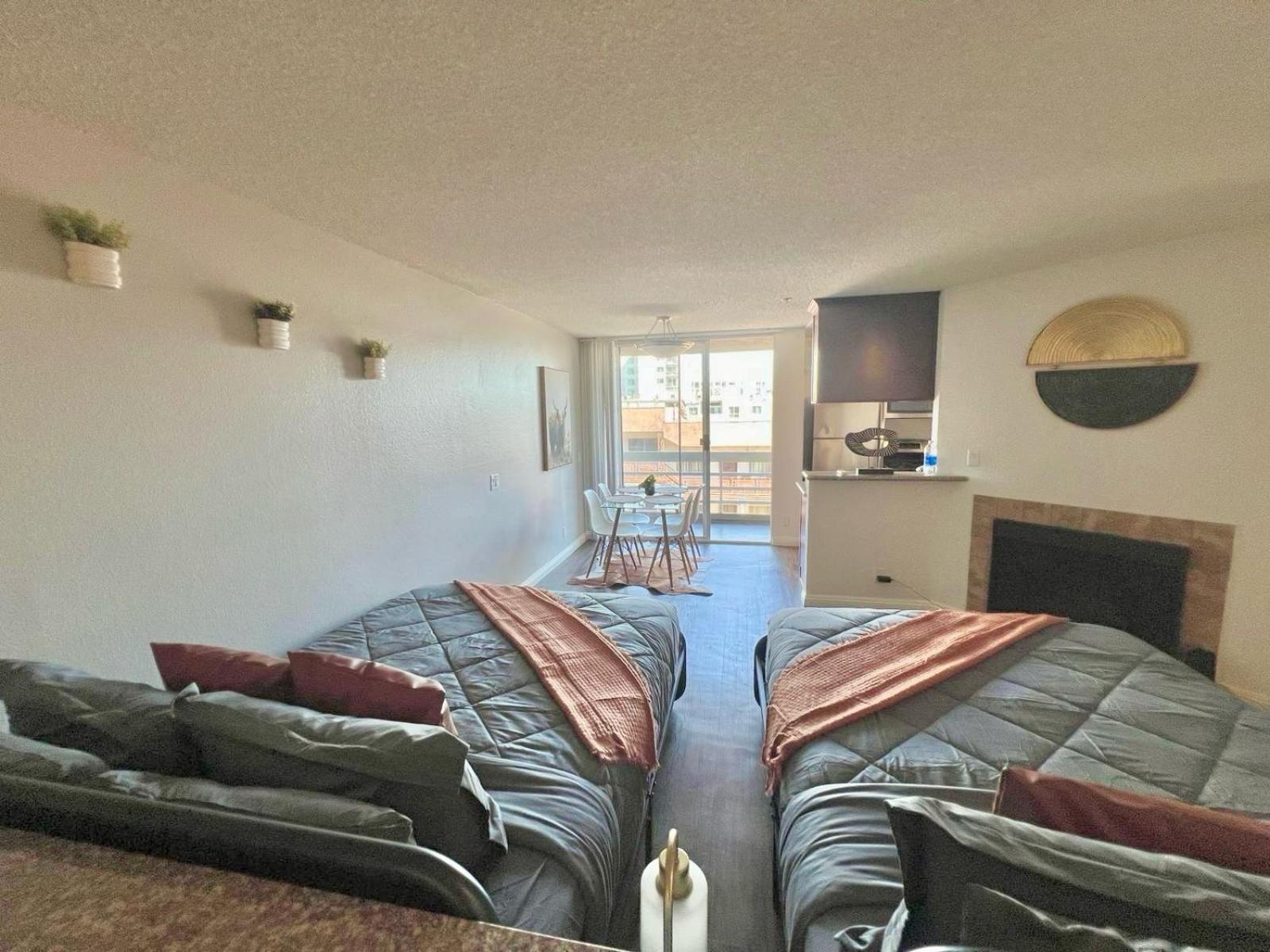 Amazing Universal Studios Loft Free Parking Los Angeles Exterior foto